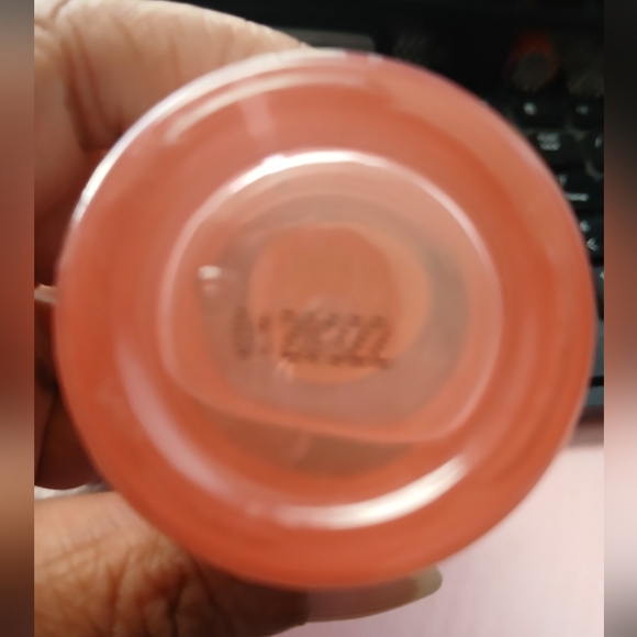 Biossance Squalane + Vitamin C Rose Oil 30ml - Picture 6 of 6